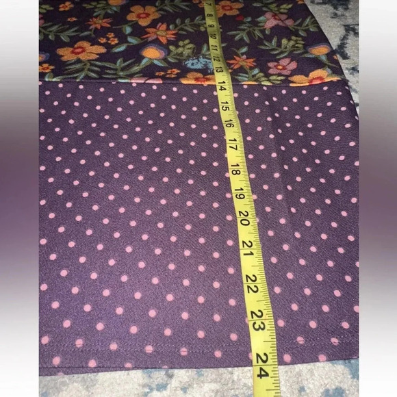 LuLaRoe Cassie Pencil Skirt Purple Floral Polka Dots Size Small S - Picture 9 of 9